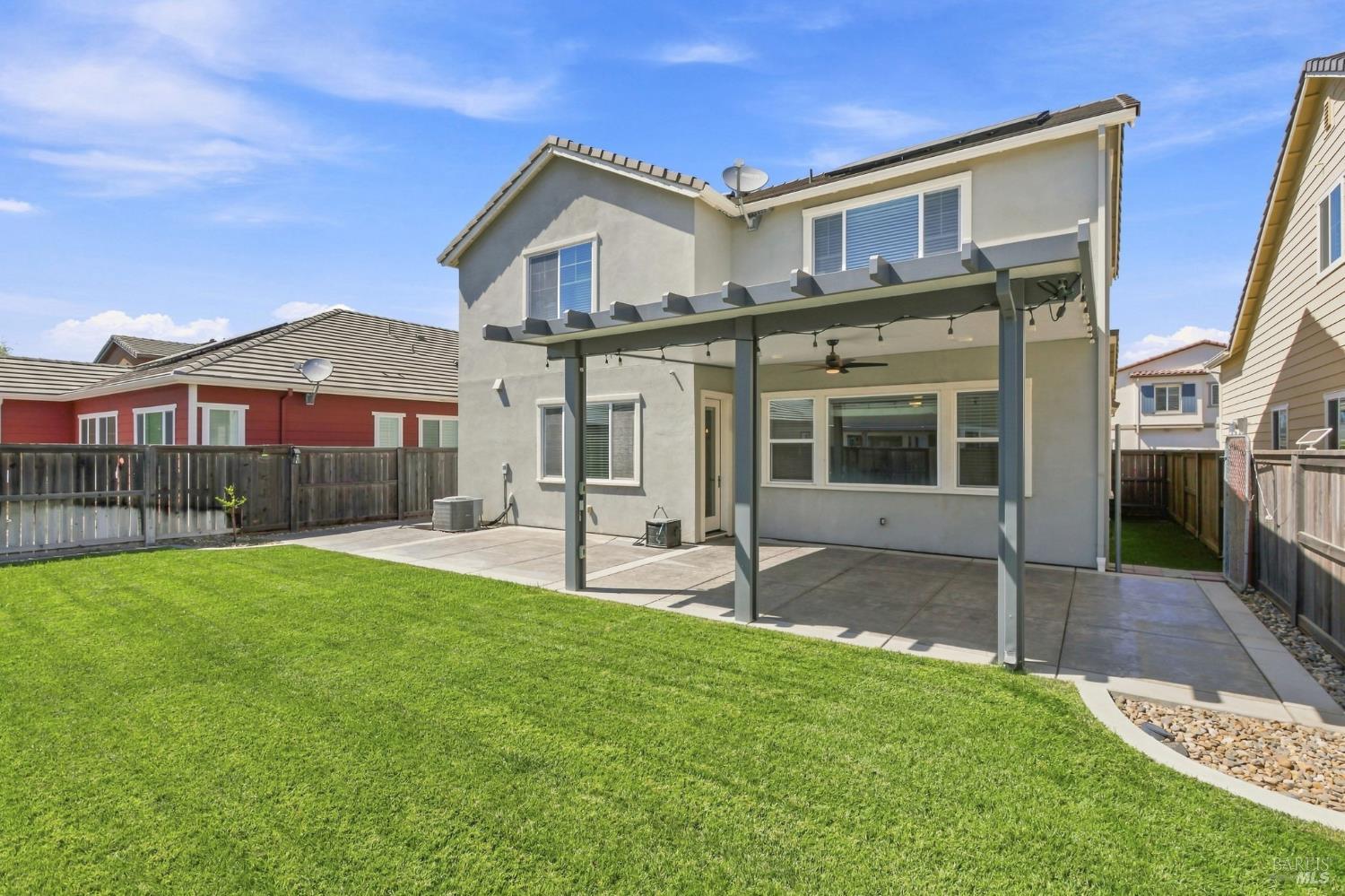 610 Syracuse Lane Dixon CA 95620