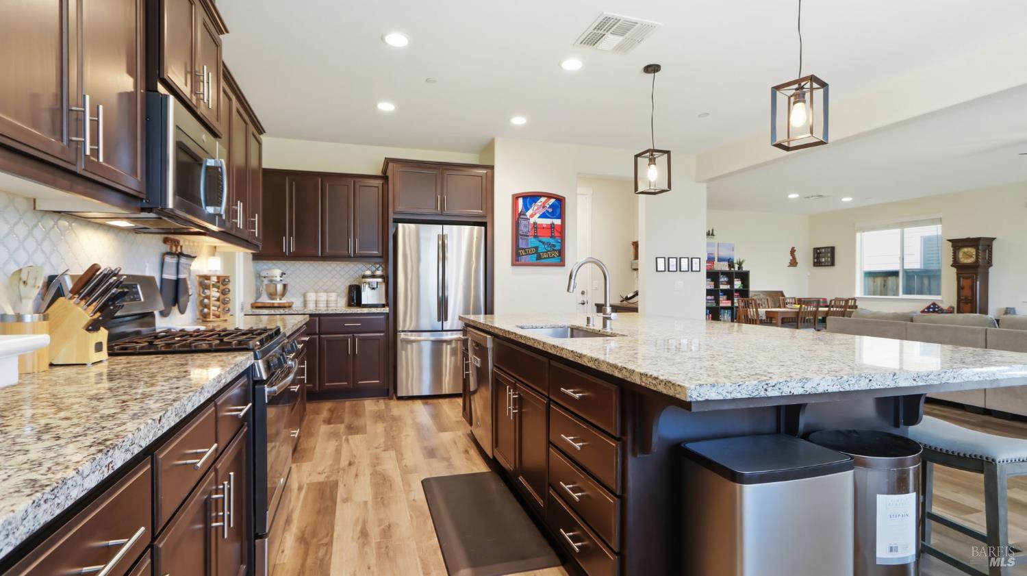 610 Syracuse Lane Dixon CA 95620