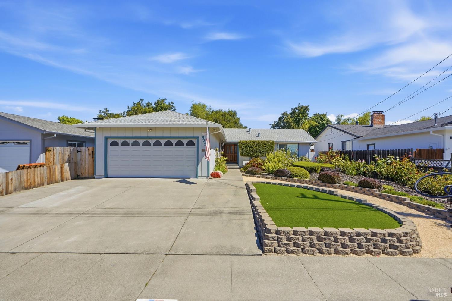 525 Albert Way Petaluma CA 94954