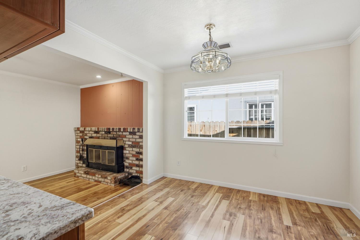 525 Albert Way Petaluma CA 94954