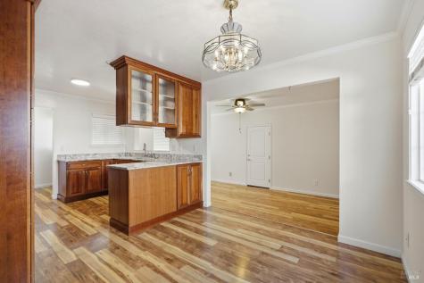 525 Albert Way Petaluma CA 94954