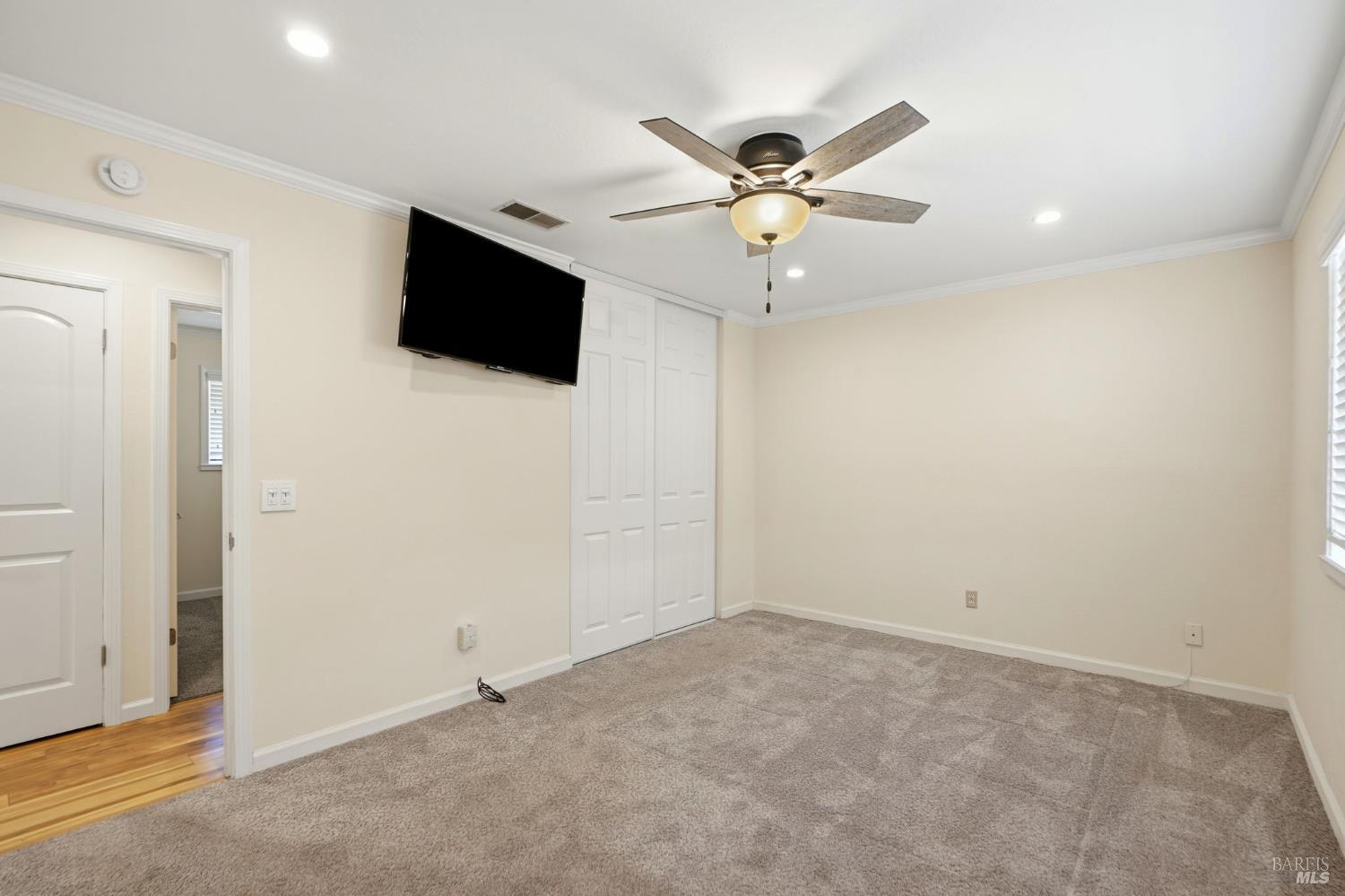 525 Albert Way Petaluma CA 94954
