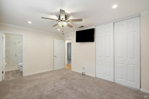 525 Albert Way Petaluma CA 94954