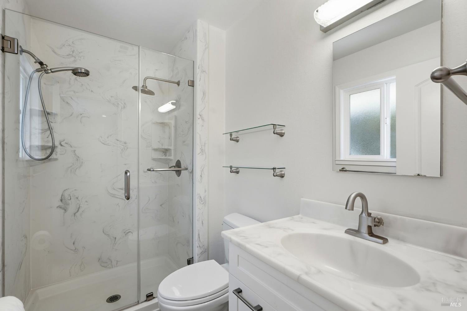 525 Albert Way Petaluma CA 94954