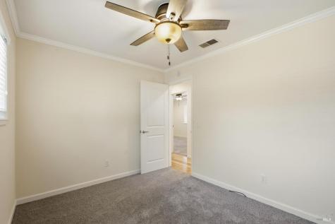 525 Albert Way Petaluma CA 94954