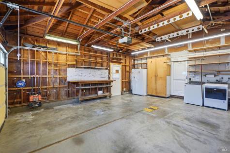 525 Albert Way Petaluma CA 94954
