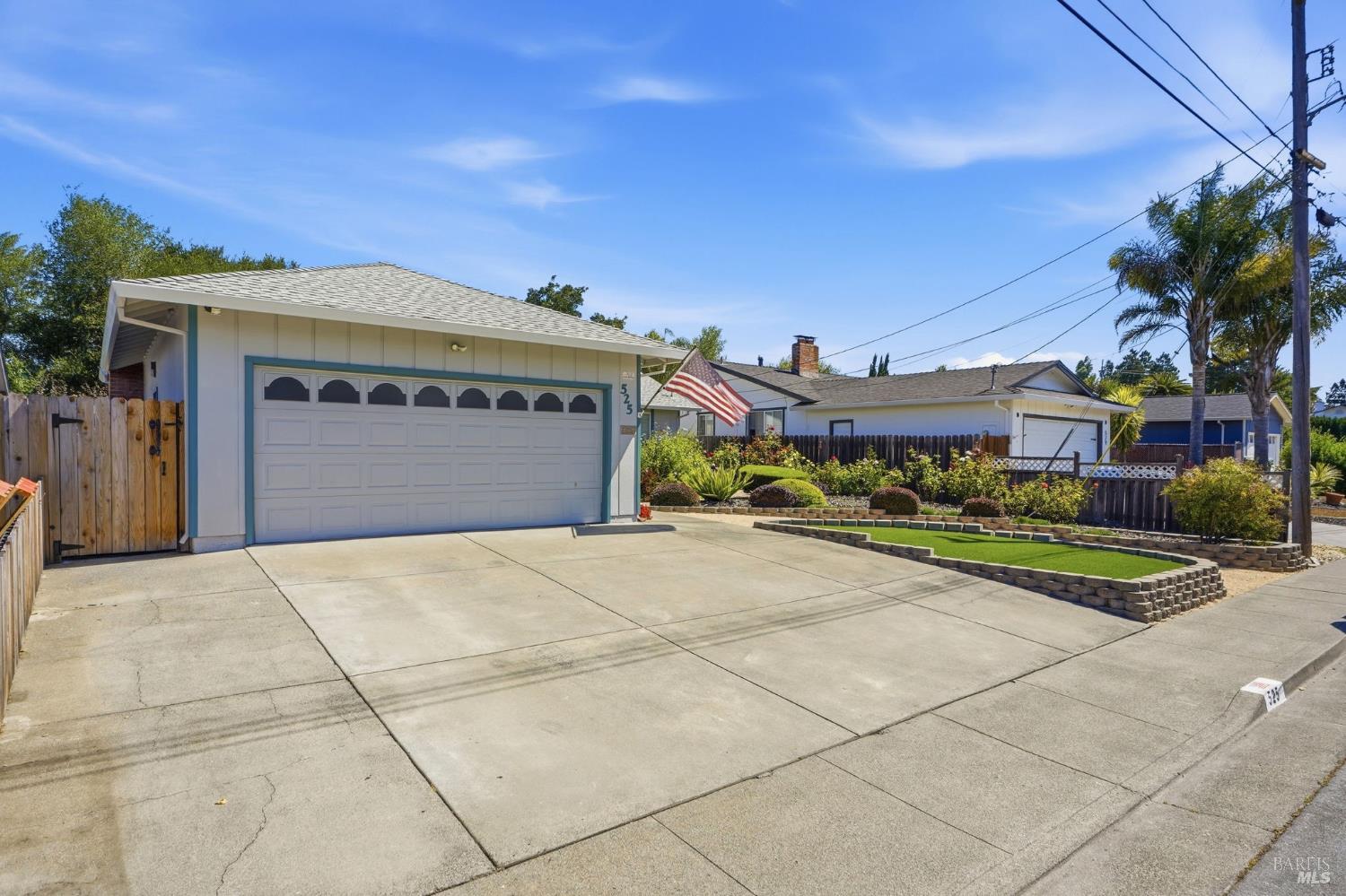 525 Albert Way Petaluma CA 94954