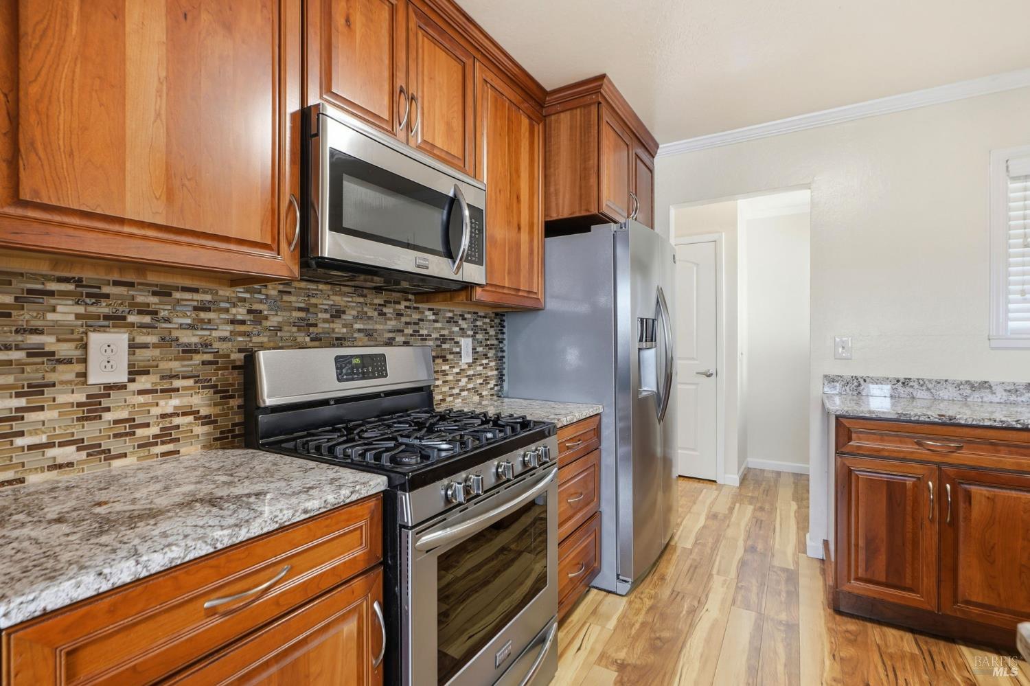 525 Albert Way Petaluma CA 94954