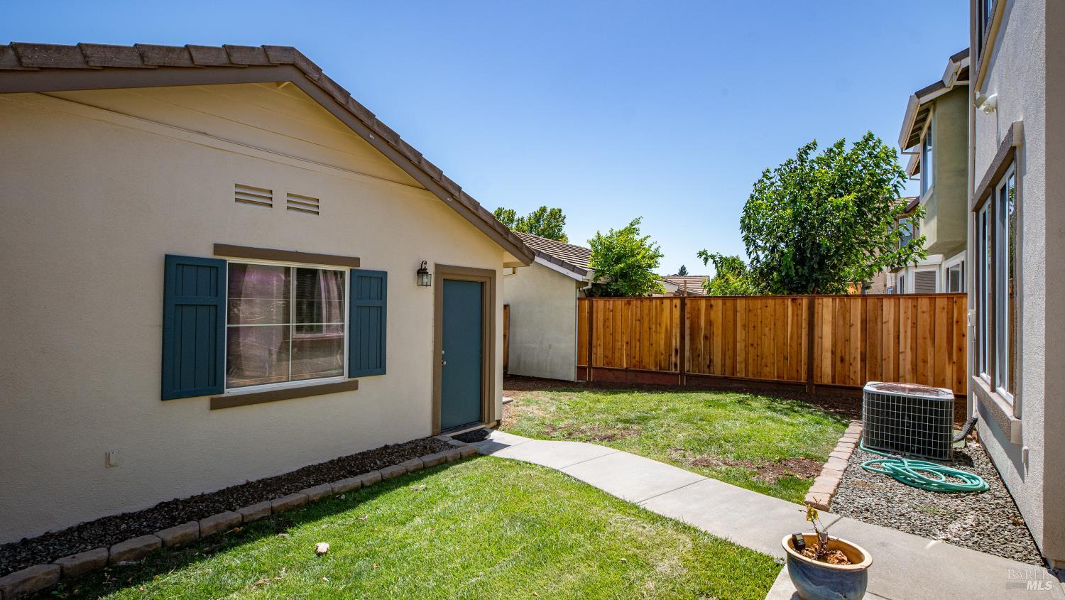 1345 Valley Glen Drive Dixon CA 95620