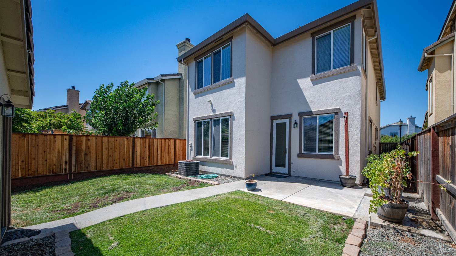 1345 Valley Glen Drive Dixon CA 95620