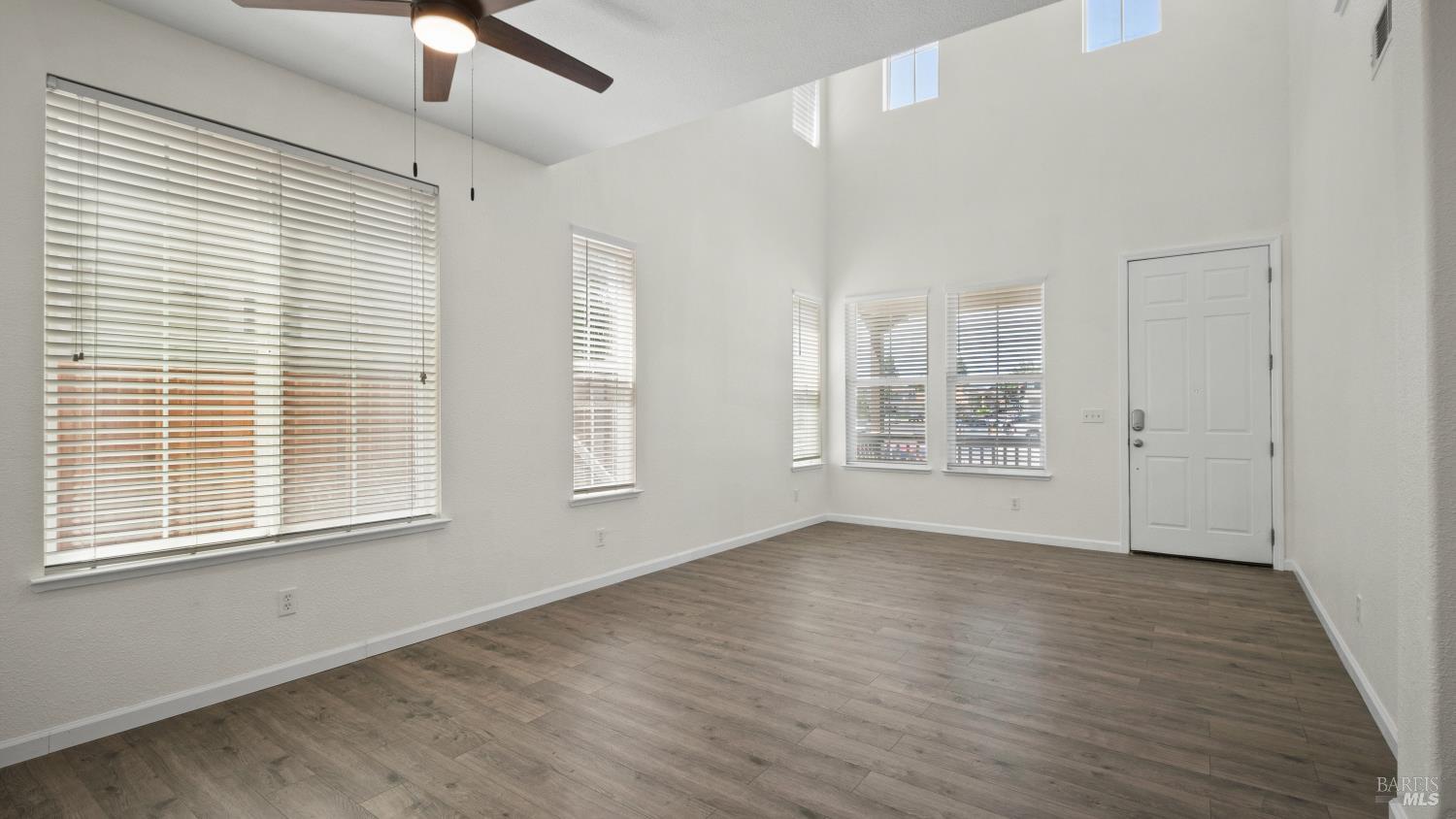 1345 Valley Glen Drive Dixon CA 95620