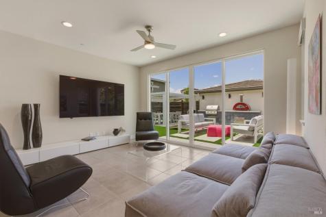 871 4th Street W Sonoma CA 95476