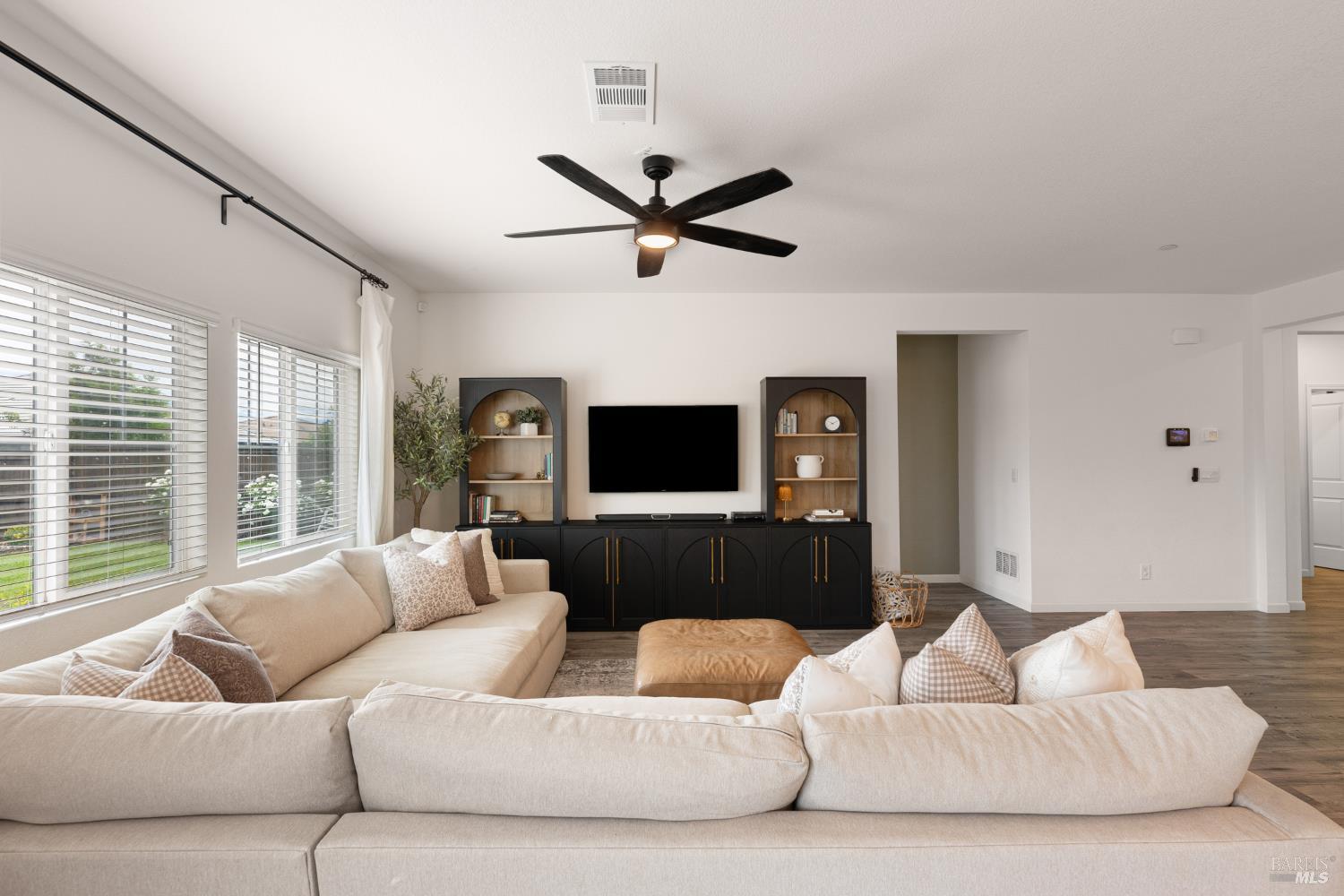 625 Honey Bee Road Dixon CA 95620