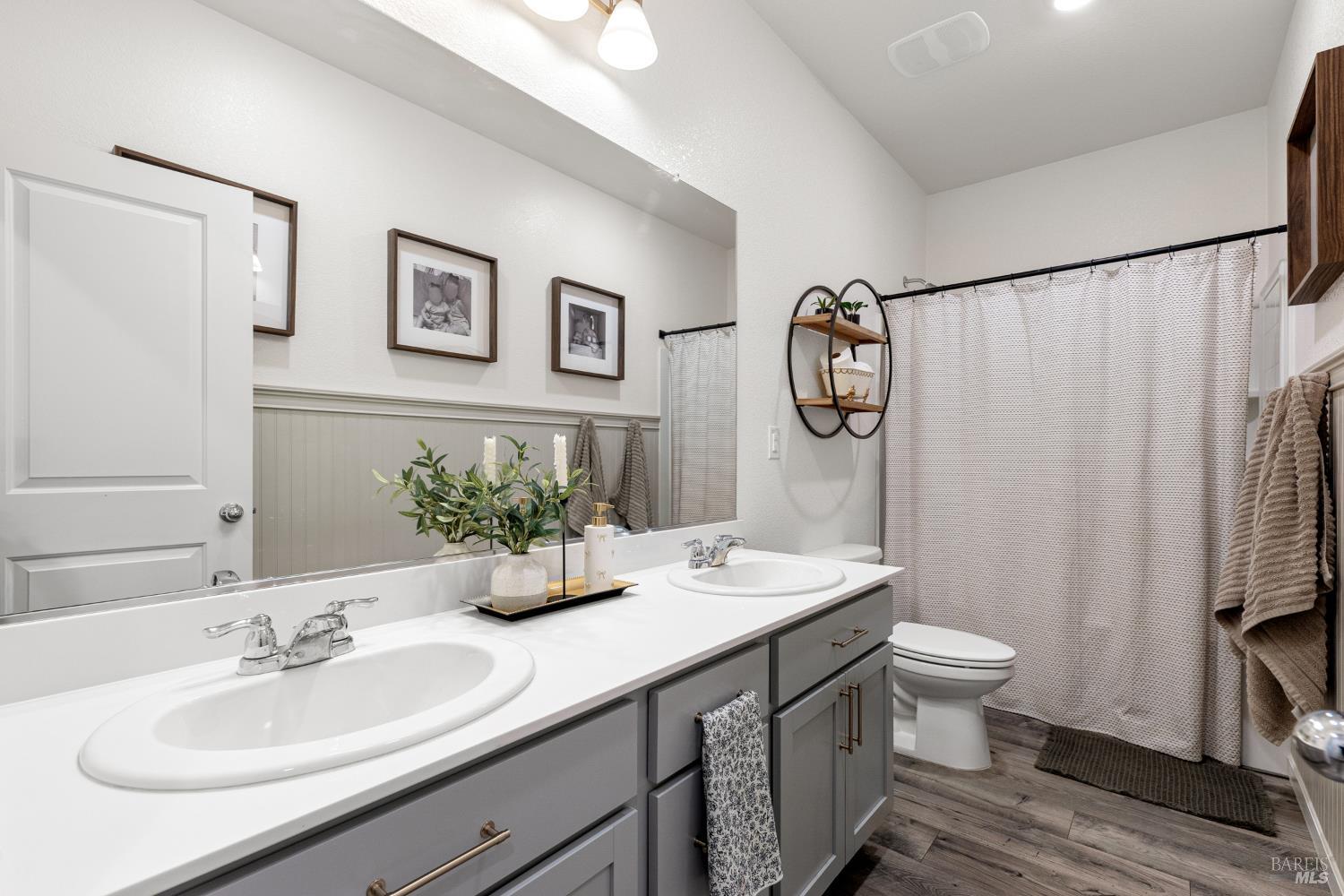 625 Honey Bee Road Dixon CA 95620