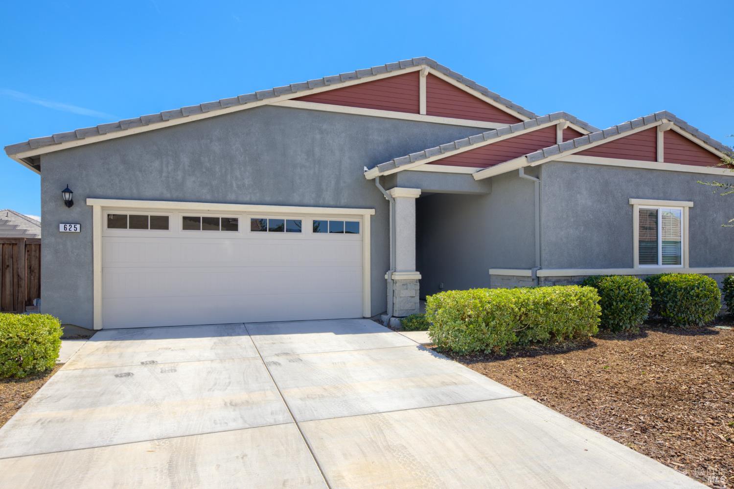 625 Honey Bee Road Dixon CA 95620