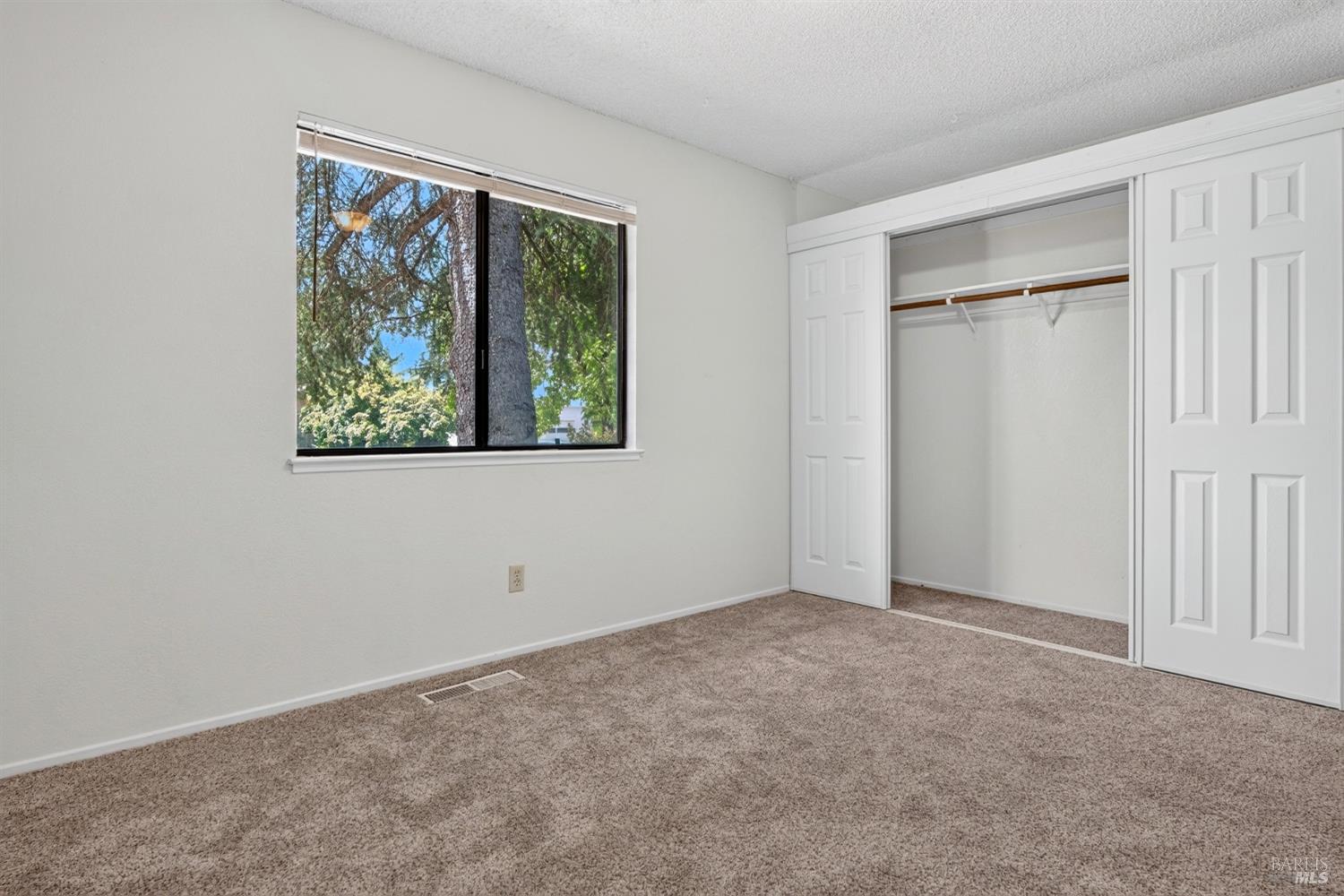 243 Theresa Court Healdsburg CA 95448