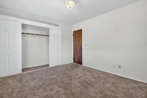 243 Theresa Court Healdsburg CA 95448