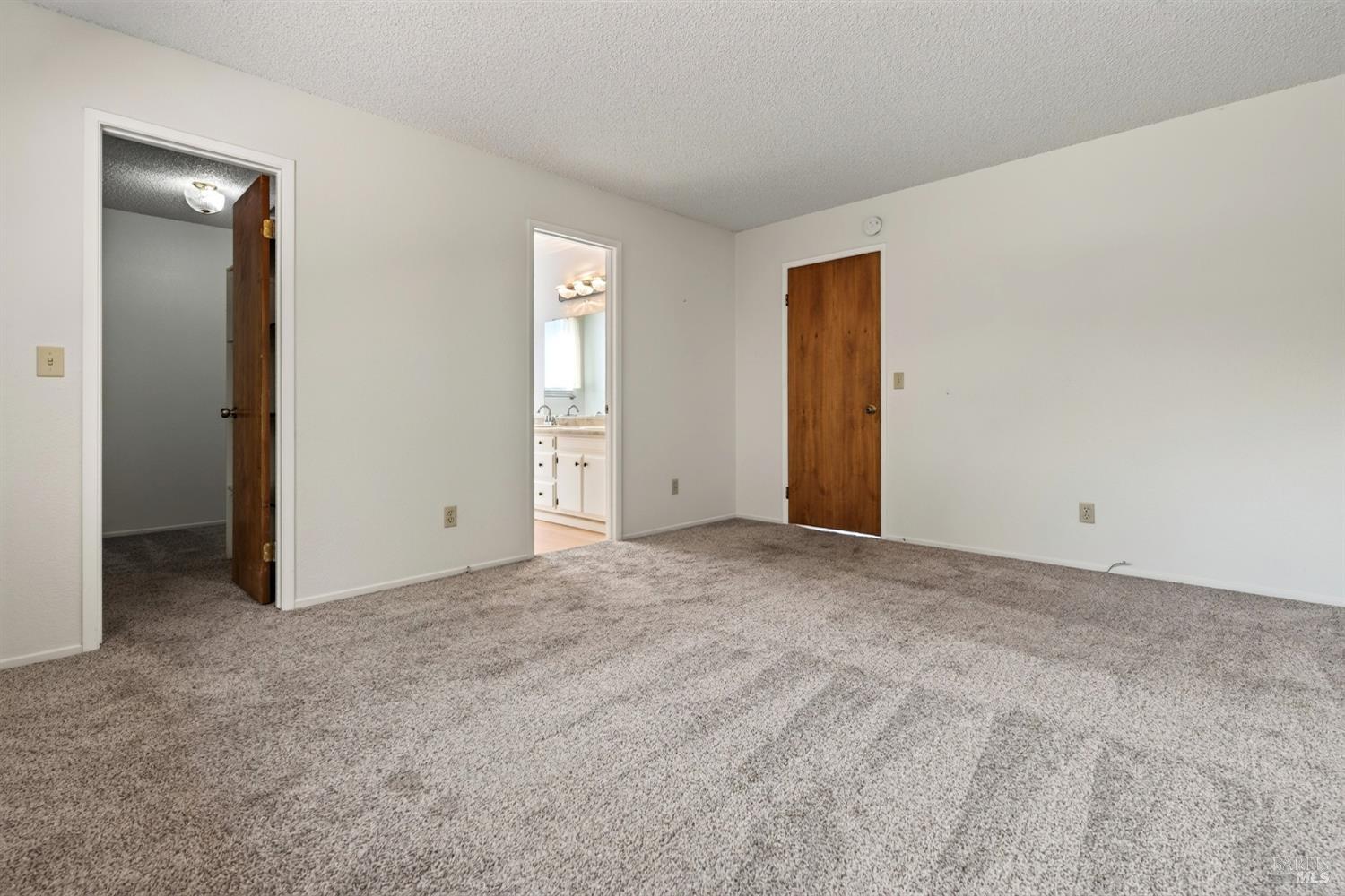 243 Theresa Court Healdsburg CA 95448