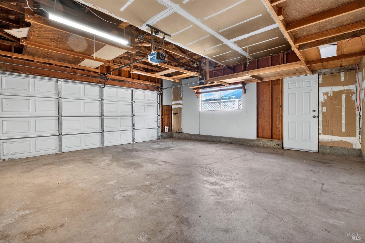 243 Theresa Court Healdsburg CA 95448