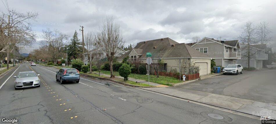 2194 Naomi Place NW Santa Rosa CA 95403