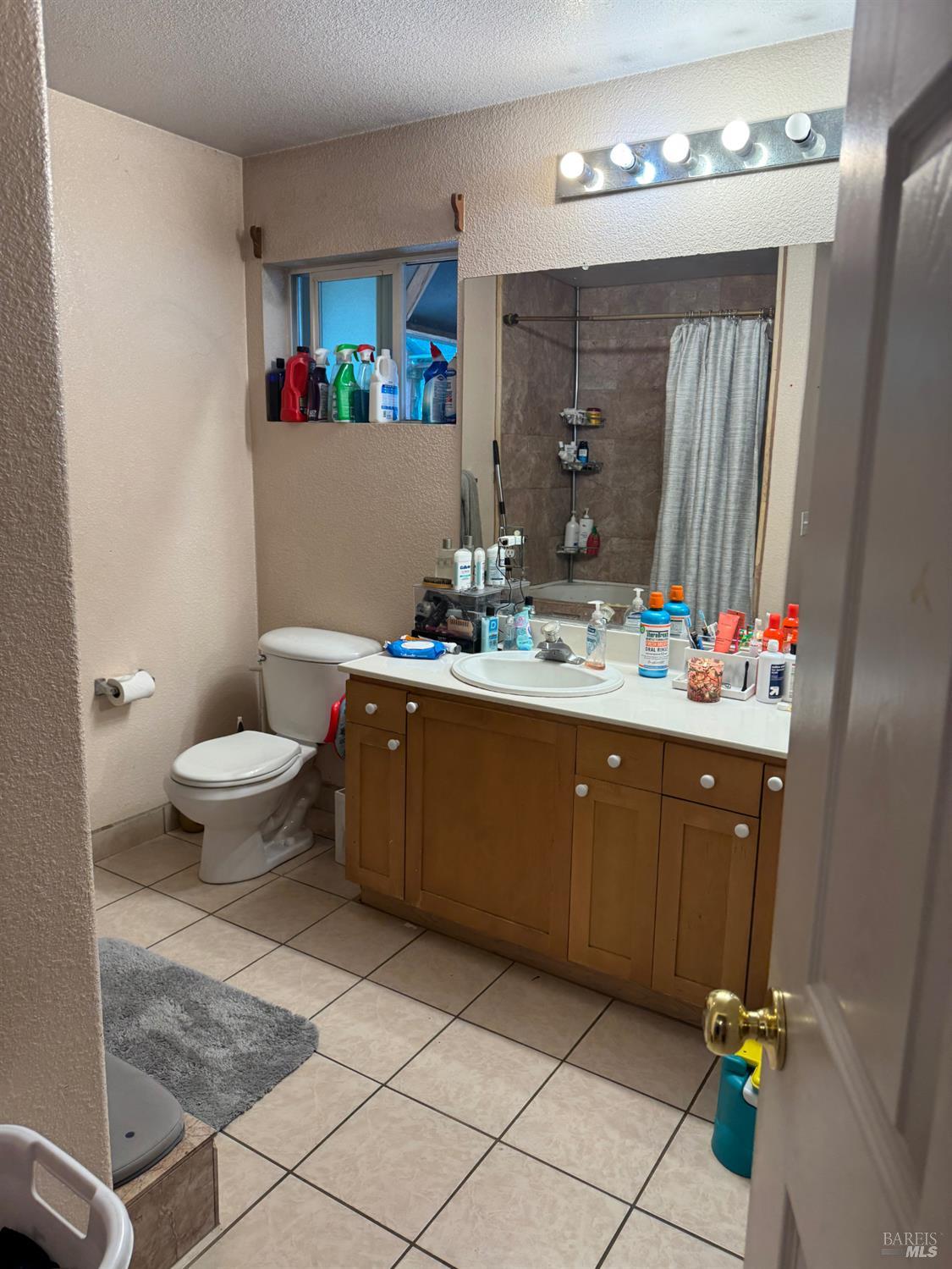 2194 Naomi Place NW Santa Rosa CA 95403
