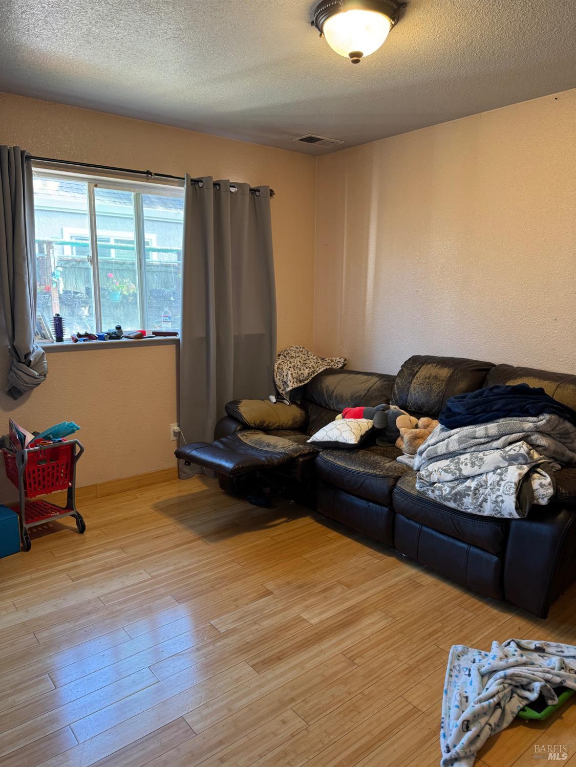 2194 Naomi Place NW Santa Rosa CA 95403