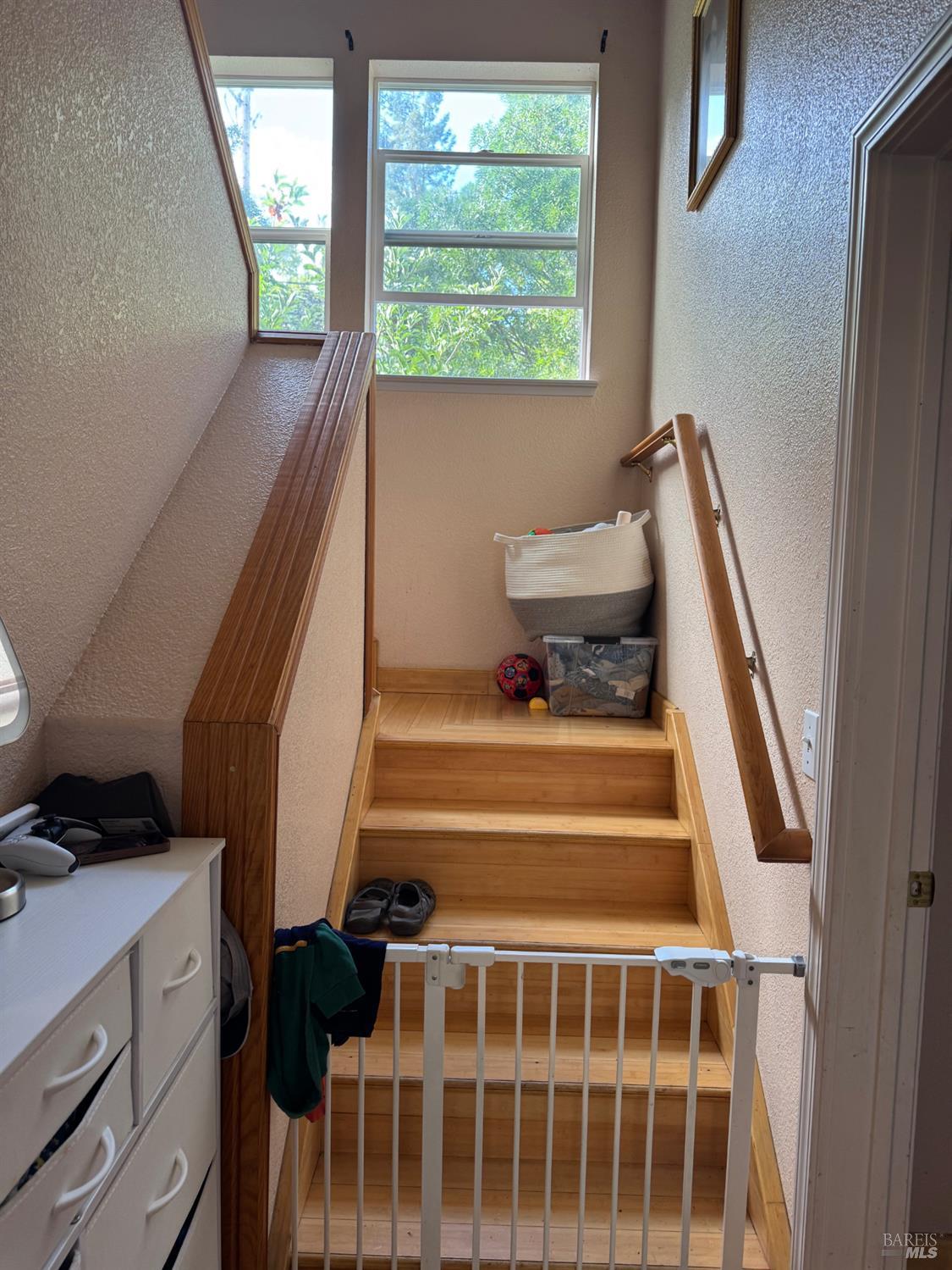 2194 Naomi Place NW Santa Rosa CA 95403