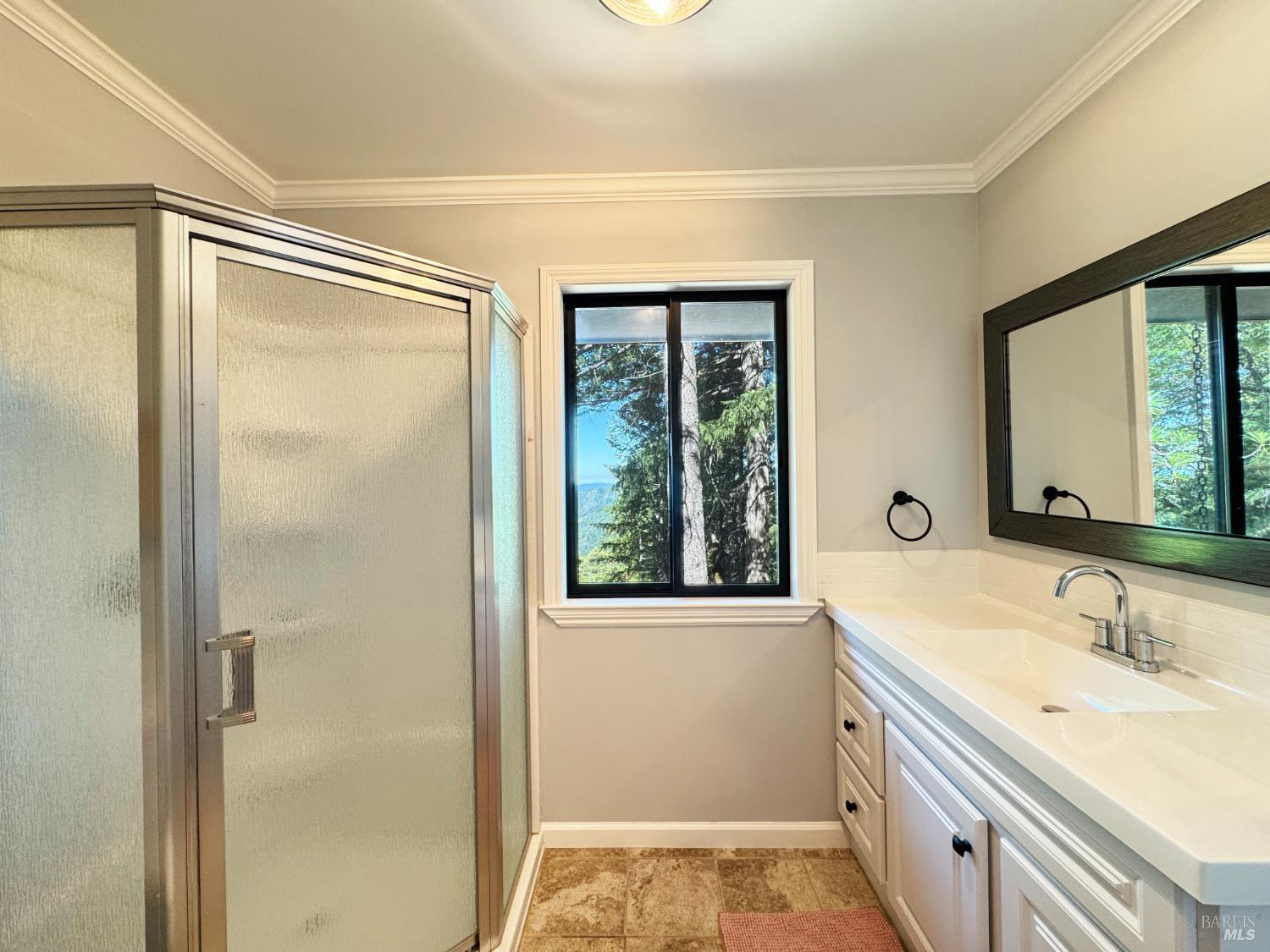 5800 Spyrock Road Laytonville CA 95454
