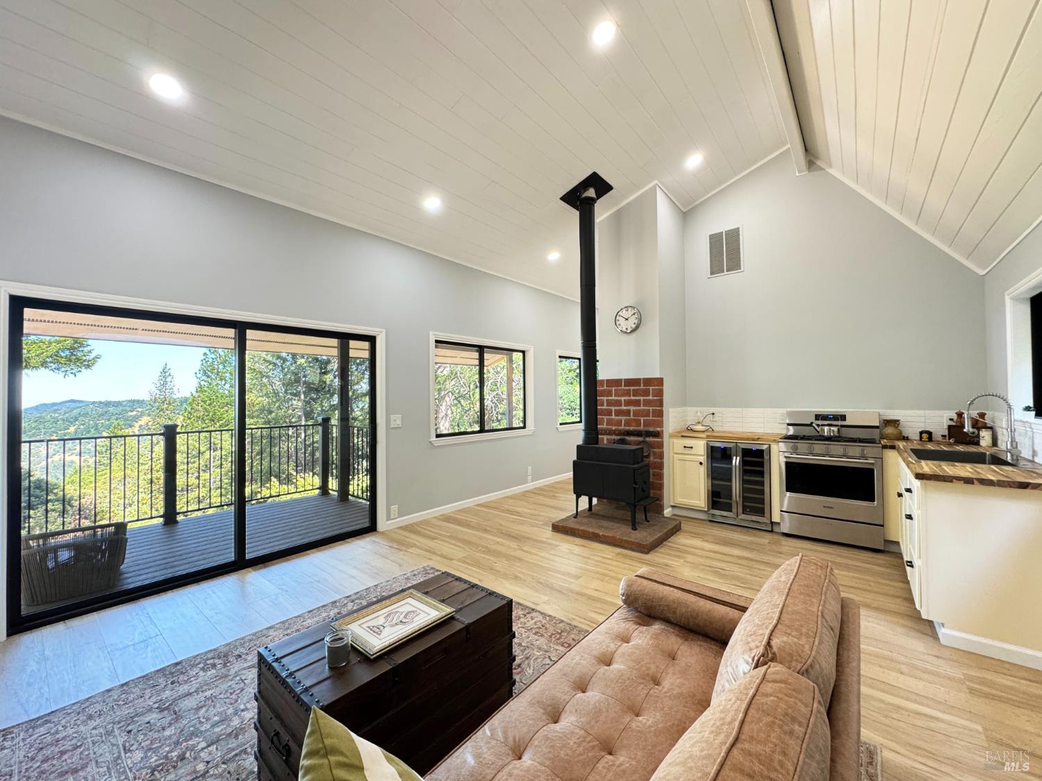 5800 Spyrock Road Laytonville CA 95454