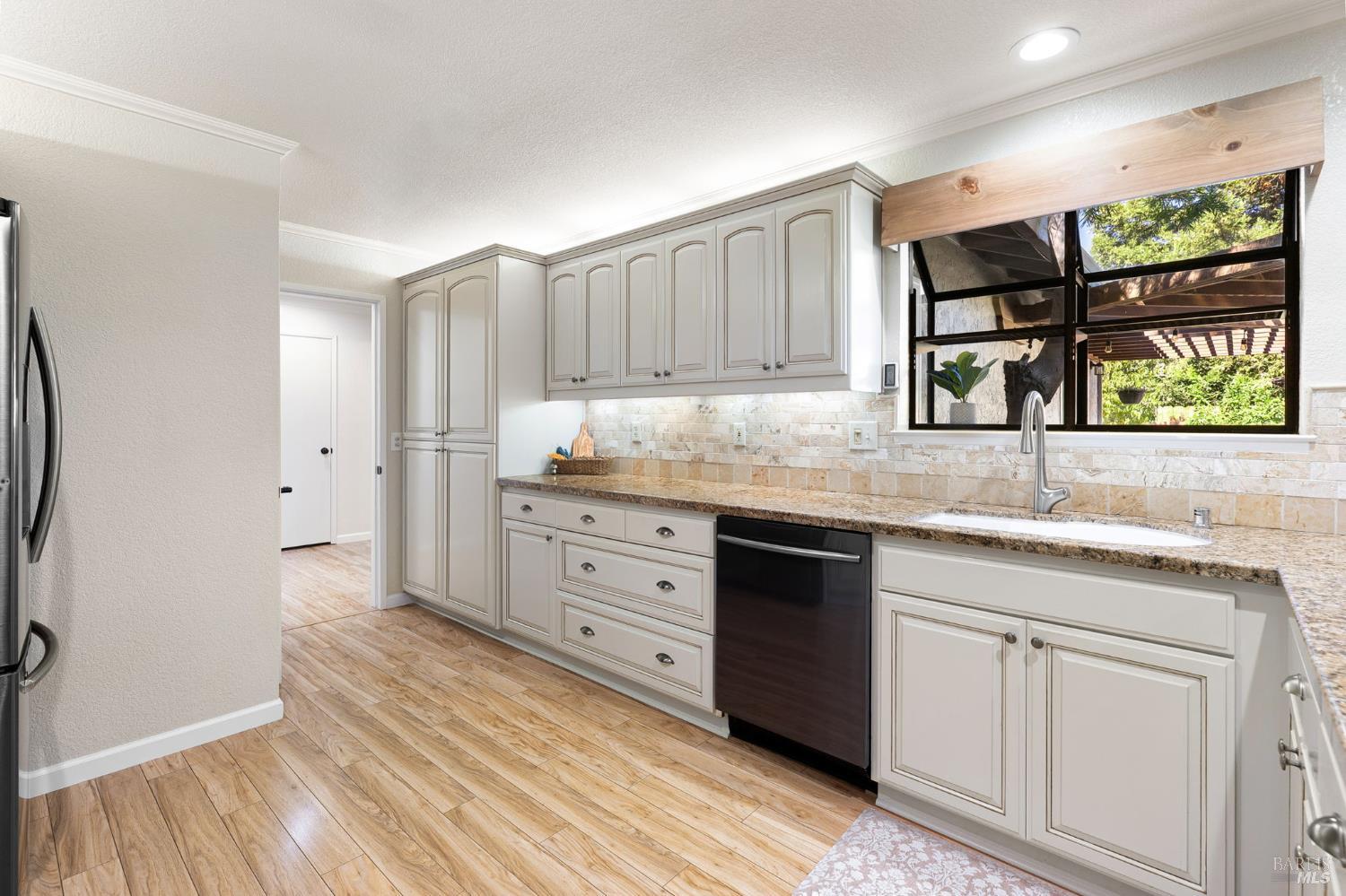 166 Vista View Drive Vacaville CA 95688