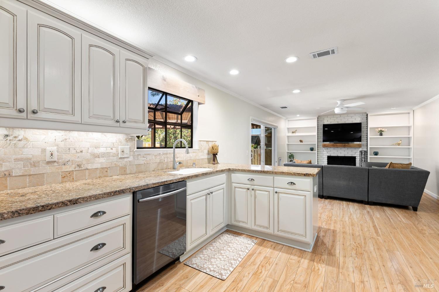 166 Vista View Drive Vacaville CA 95688