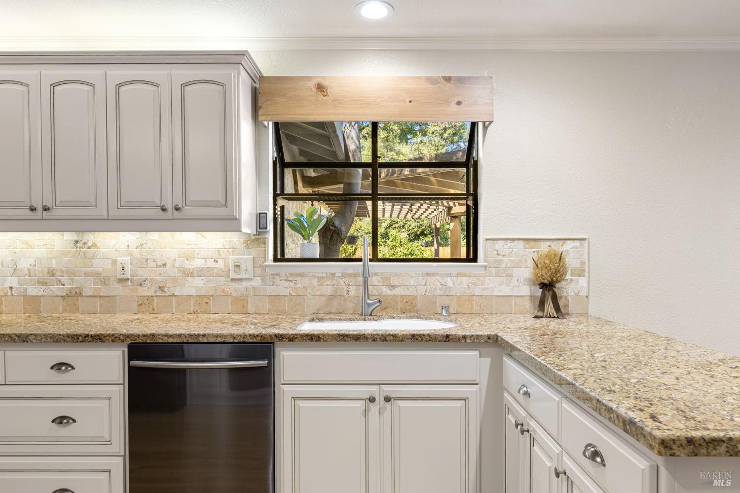 166 Vista View Drive Vacaville CA 95688