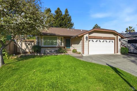 123 Dartmouth Way Windsor CA 95492