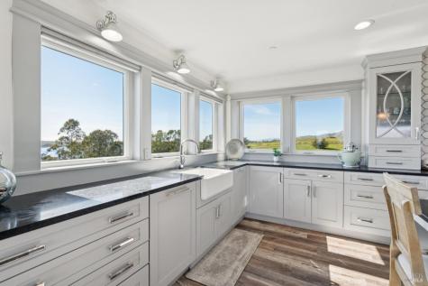 88 Cypress Loop Bodega Bay CA 94923