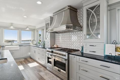 88 Cypress Loop Bodega Bay CA 94923