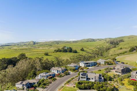 88 Cypress Loop Bodega Bay CA 94923