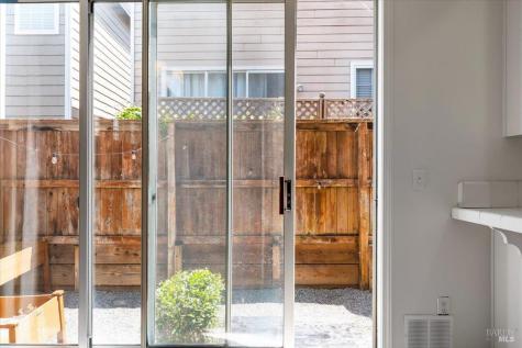 1028 Addison Circle Petaluma CA 94952