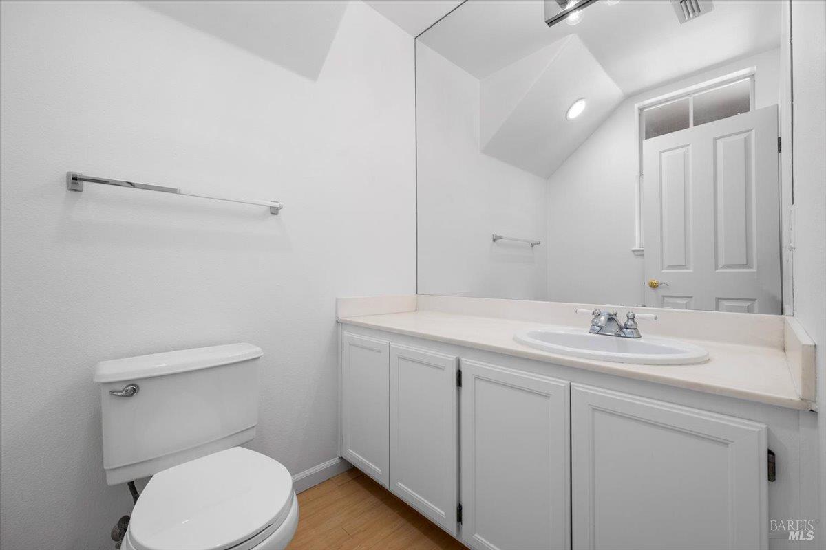 1028 Addison Circle Petaluma CA 94952