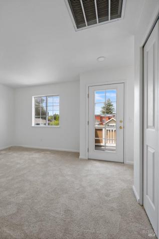 1028 Addison Circle Petaluma CA 94952
