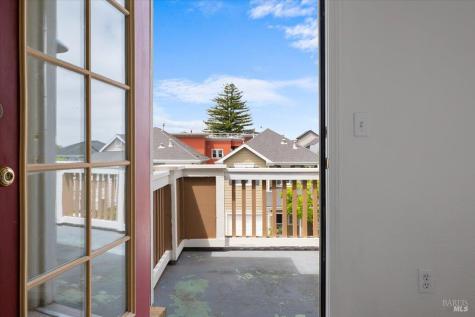 1028 Addison Circle Petaluma CA 94952