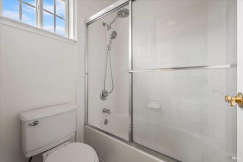 1028 Addison Circle Petaluma CA 94952
