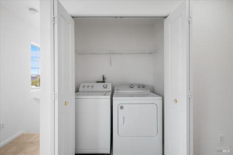 1028 Addison Circle Petaluma CA 94952