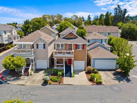 1028 Addison Circle Petaluma CA 94952