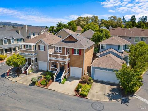 1028 Addison Circle Petaluma CA 94952