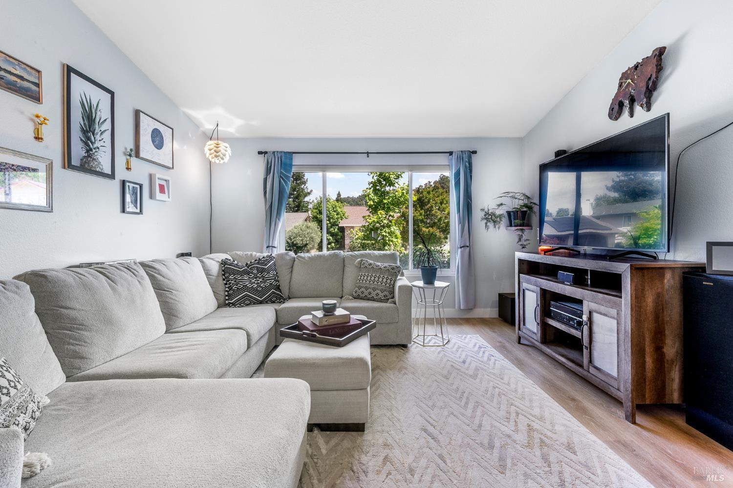 5405 Marigold Lane Santa Rosa CA 95403