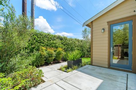 1201 Del Rancho Way Petaluma CA 94954