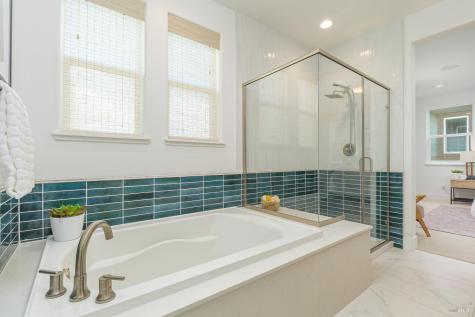 1201 Del Rancho Way Petaluma CA 94954