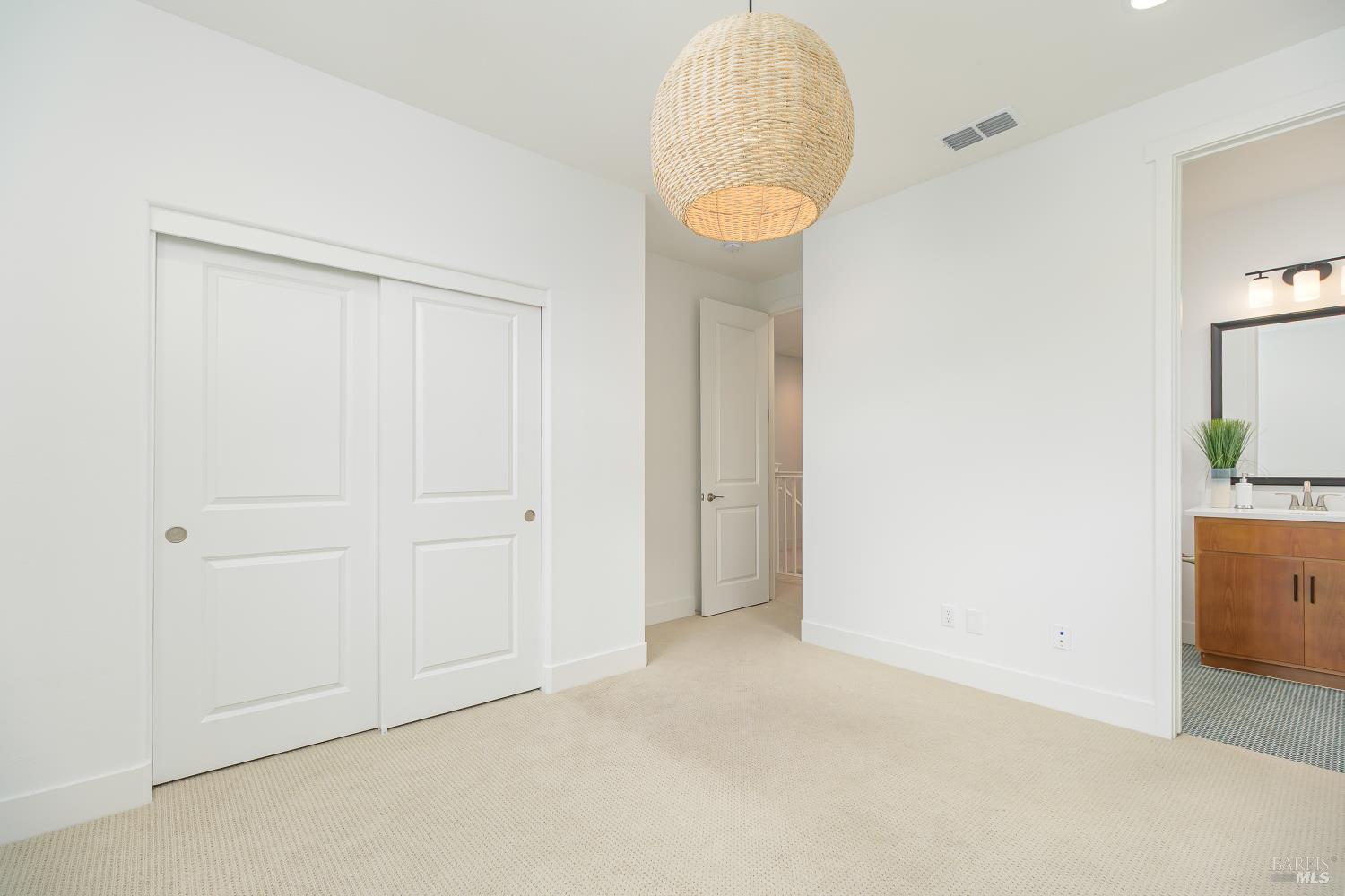1201 Del Rancho Way Petaluma CA 94954