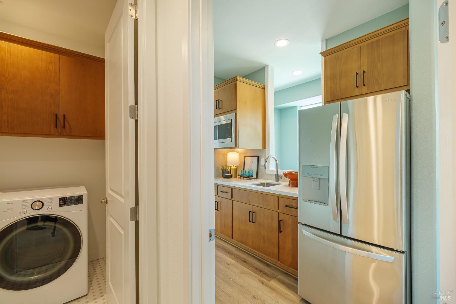 1201 Del Rancho Way Petaluma CA 94954
