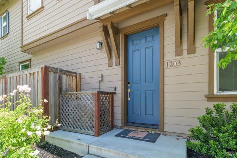 1201 Del Rancho Way Petaluma CA 94954
